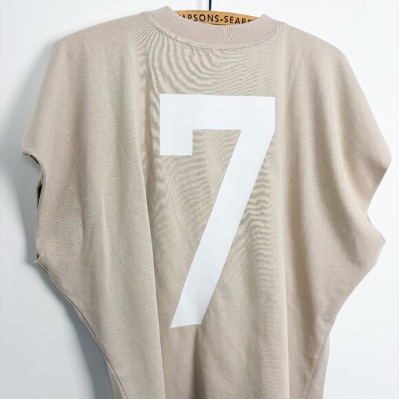 Aritzia TNA Womens Oversized Sleeveless Top Graphic 7 Cream Size Small - Picture 3 of 3